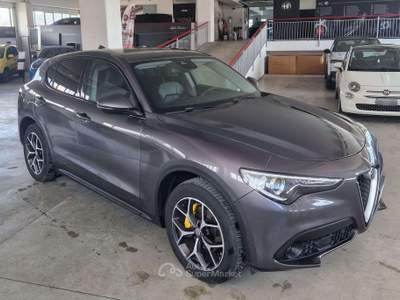 Alfa Romeo Stelvio Stelvio 2.2 t Lusso Q4 210cv auto Grigio usata Orvieto