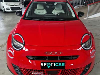 Fiat 600 600 1.2 hybrid Icon 145cv auto Rosso usata Orvieto