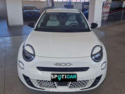 Fiat 600 600 1.2 hybrid La Prima II 110cv auto Bianco usata Orvieto
