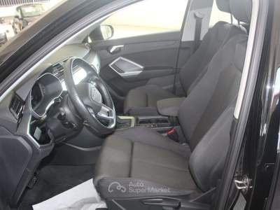 Audi Q3 Q3 35 1.5 tfsi mhev Business s-tronic Nero usata Orvieto