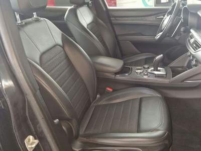 Alfa Romeo Stelvio Stelvio 2.2 t Sprint Q4 210cv auto Nero usata Orvieto