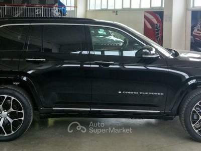 Jeep Grand Cherokee Grand Cherokee 2.0 atx phev Summit Reserve 4xe auto Nero usata Orvieto