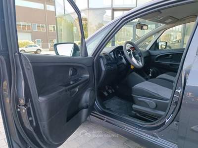 Kia Venga 1.4 CVVT Active Grigio usata Castelfranco di Sotto