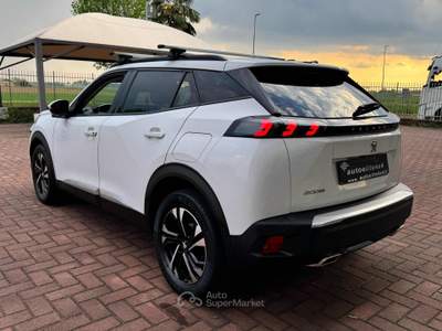 Peugeot 2008 Allure Pack unicaproprietaria tagliandata 130 CV Bianco usata Rovello Porro