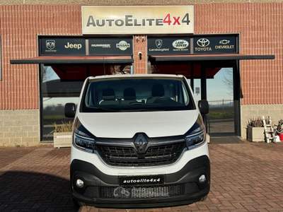 Renault Trafic T30 2.0 dCi 120CV PL-TN Furgone tagliandato Bianco usata Rovello Porro