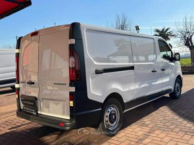 Renault Trafic T30 2.0 dCi 120CV PL-TN Furgone tagliandato Bianco usata Rovello Porro