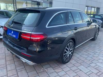 Mercedes-Benz Classe E Mild hybrid Business Sport 4Matic 9G-Tronic Plus Station Wagon All-Terrain Nero usata Sarego