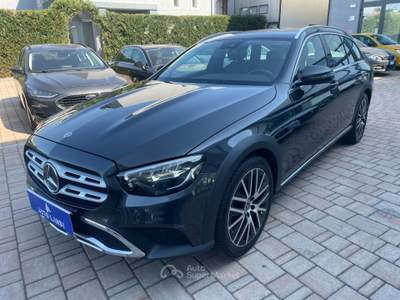 Mercedes-Benz Classe E Mild hybrid Business Sport 4Matic 9G-Tronic Plus Station Wagon All-Terrain Nero usata Sarego