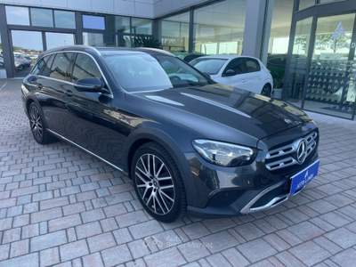 Mercedes-Benz Classe E Mild hybrid Business Sport 4Matic 9G-Tronic Plus Station Wagon All-Terrain Nero usata Sarego