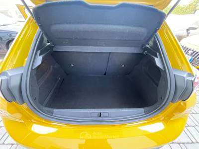 Peugeot 208 1.2 Puretech Active Pack Start&amp;Stop 75cv Giallo usata Sarego