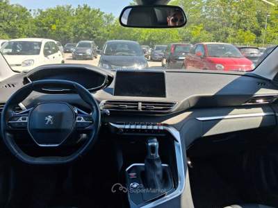 Peugeot 3008 PEUGEOT 3008 PureTech Turbo 130 S&S Allure Argento usata Cassino