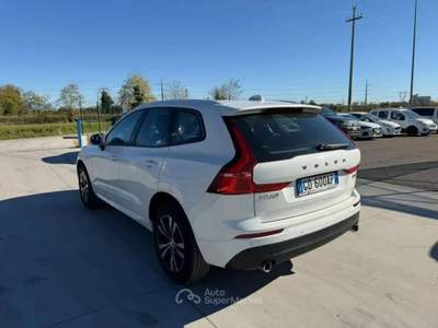 Volvo XC60 2.0 b4 Business awd auto my20 - GD600AP Bianco usata Basiliano