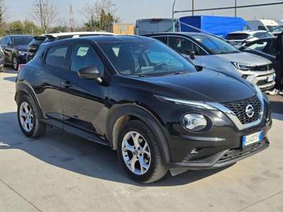 Nissan Juke Juke II 1.0 dig-t N-Connecta 114cv dct - GJ402YH Nero usata Basiliano