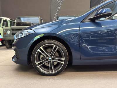 BMW Serie 1 118i i 5p. Business Advantage Blu/Azzurro usata Bologna