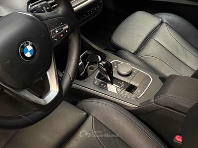 BMW Serie 1 118i i 5p. Business Advantage Blu/Azzurro usata Bologna