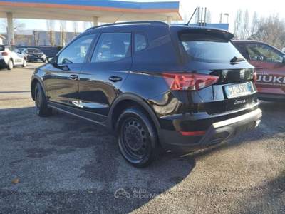 Seat Arona NEOPATENTATI Arona 1.0 TSI 95cv tg: GT255PD Nero usata Basiliano