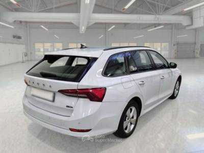 Skoda Octavia Octavia Wagon 1.0 e-tec Executive dsg -. GF253RS Bianco usata Basiliano