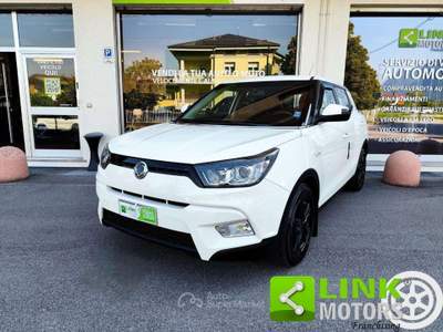 SsangYong Tivoli 1.6d 2WD Be GARANZIA INCLUSA NEOPAT. Bianco usata Molteno