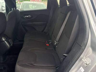 Jeep Cherokee Cherokee V  2.2 mjt II Longitude 4wd active drive I 185cv auto Grigio usata Urgnano