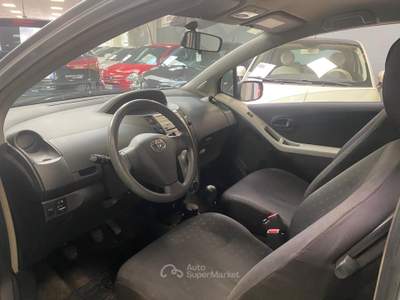 Toyota Yaris 3 porte Grigio usata Prato