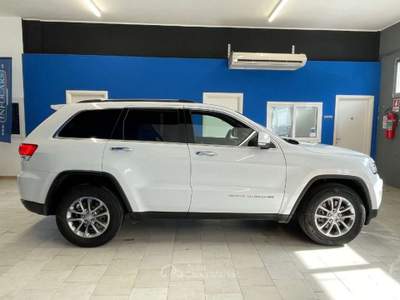 Jeep Grand Cherokee 3.0 V6 CRD 250 CV Multijet II Limited Motore ko Bianco usata Este