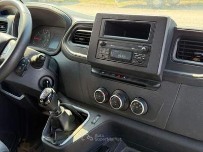 Renault Master T33 2.3 dCi 135 CV PASSO MEDIO Blu/Azzurro usata Este