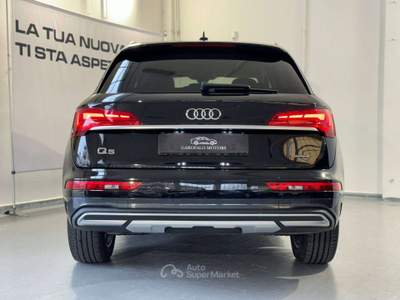 Audi Q5 Q5 40 2.0 tdi mhev Business Advanced quattro s-tronic Nero usata Carugate