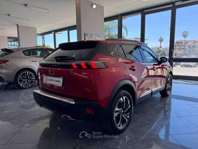 Peugeot 2008 1.2 130cv GT Line s Navi Led Pelle Carplay Full Opt Rosso usata Giugliano in Campania