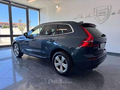 Volvo XC60 2.0 d b4 Mhev Core Bright Da Vetrina Uniprop Blu/Azzurro usata Giugliano in Campania