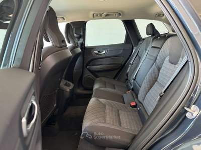 Volvo XC60 2.0 d b4 Mhev Core Bright Da Vetrina Uniprop Blu/Azzurro usata Giugliano in Campania
