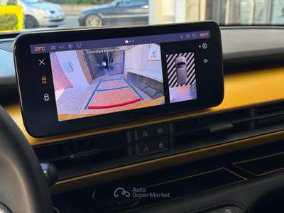 Jeep Avenger 100 cv MHEV Summit Giallo usata SANTERAMO IN COLLE