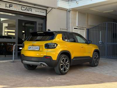 Jeep Avenger 100 cv MHEV Summit Giallo usata SANTERAMO IN COLLE
