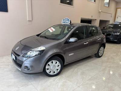 Renault Clio ** OTTIME CONDIZIONI** Grigio usata Gravina in Puglia