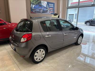 Renault Clio ** OTTIME CONDIZIONI** Grigio usata Gravina in Puglia