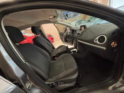 Renault Clio ** OTTIME CONDIZIONI** Grigio usata Gravina in Puglia