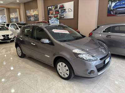 Renault Clio ** OTTIME CONDIZIONI** Grigio usata Gravina in Puglia