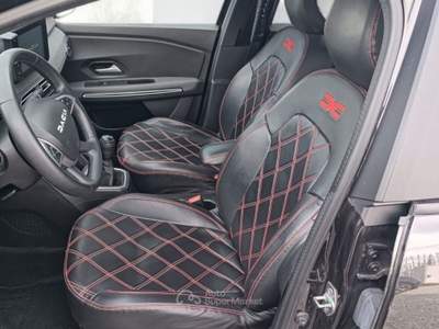 Dacia Jogger 100 CV 5 posti Extreme Up Nero usata Pisa