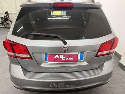Fiat Freemont 2.0 mjt 16v Cross 4x4 170cv auto usata Massa