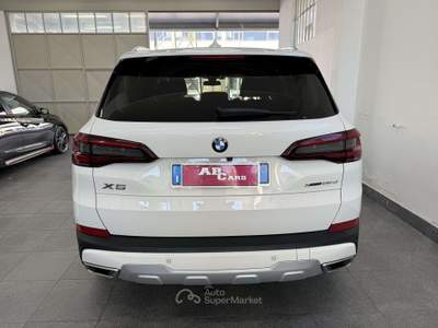 BMW X5 X5 xdrive25d 231cv auto Bianco usata Massa
