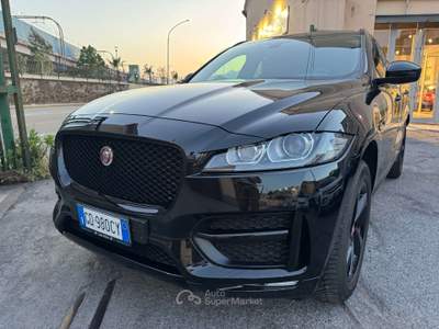 Jaguar F-Pace 2.0d i4 R-Sport awd 180cv auto my19 PREZZO REALE Nero usata Genova