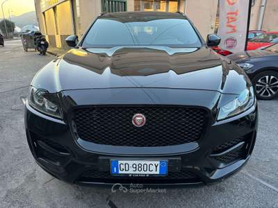 Jaguar F-Pace 2.0d i4 R-Sport awd 180cv auto my19 PREZZO REALE Nero usata Genova
