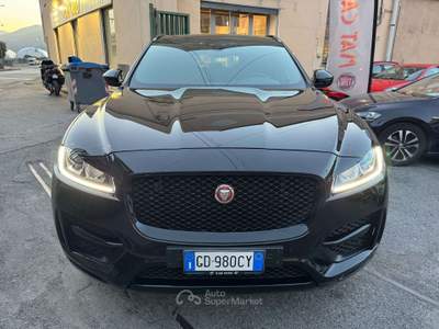 Jaguar F-Pace 2.0d i4 R-Sport awd 180cv auto my19 PREZZO REALE Nero usata Genova