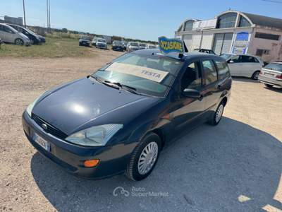 Ford Focus TDDi cat SW Ambiente Blu/Azzurro usata LUCERA