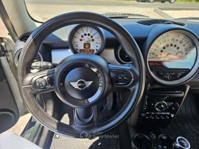MINI 1.5 Cooper D Hype 5 1.6 16V Cooper Argento usata Aprilia