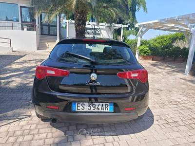 Alfa Romeo Giulietta Exclusive Nero usata Altamura