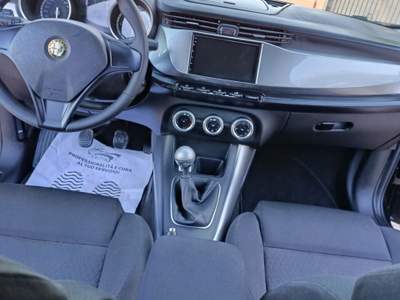 Alfa Romeo Giulietta Exclusive Nero usata Altamura