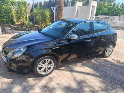 Alfa Romeo Giulietta Exclusive Nero usata Altamura