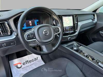 Volvo XC60 B4 (d) automatico Business Bianco usata Mazzano