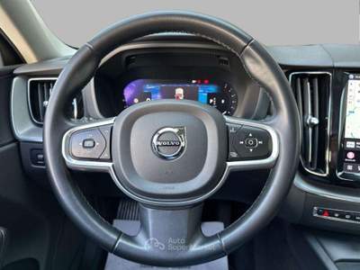 Volvo XC60 B4 (d) automatico Business Bianco usata Mazzano