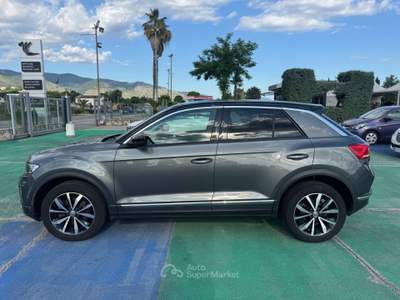 Volkswagen T-Roc SCR Advanced BlueMotion Technology Grigio usata Aquino